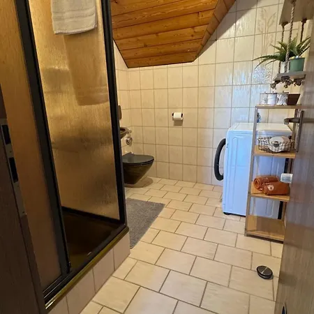 Apartment Schmidt - Wipfelblick - Voll Ausgestattetes Loft Häusern